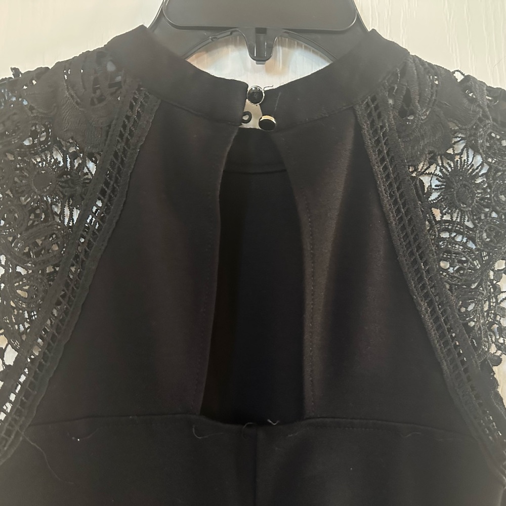 Iris Black Lace Capped Sleeve Bodycon Women's Dress Size S - Picture 2 of 4